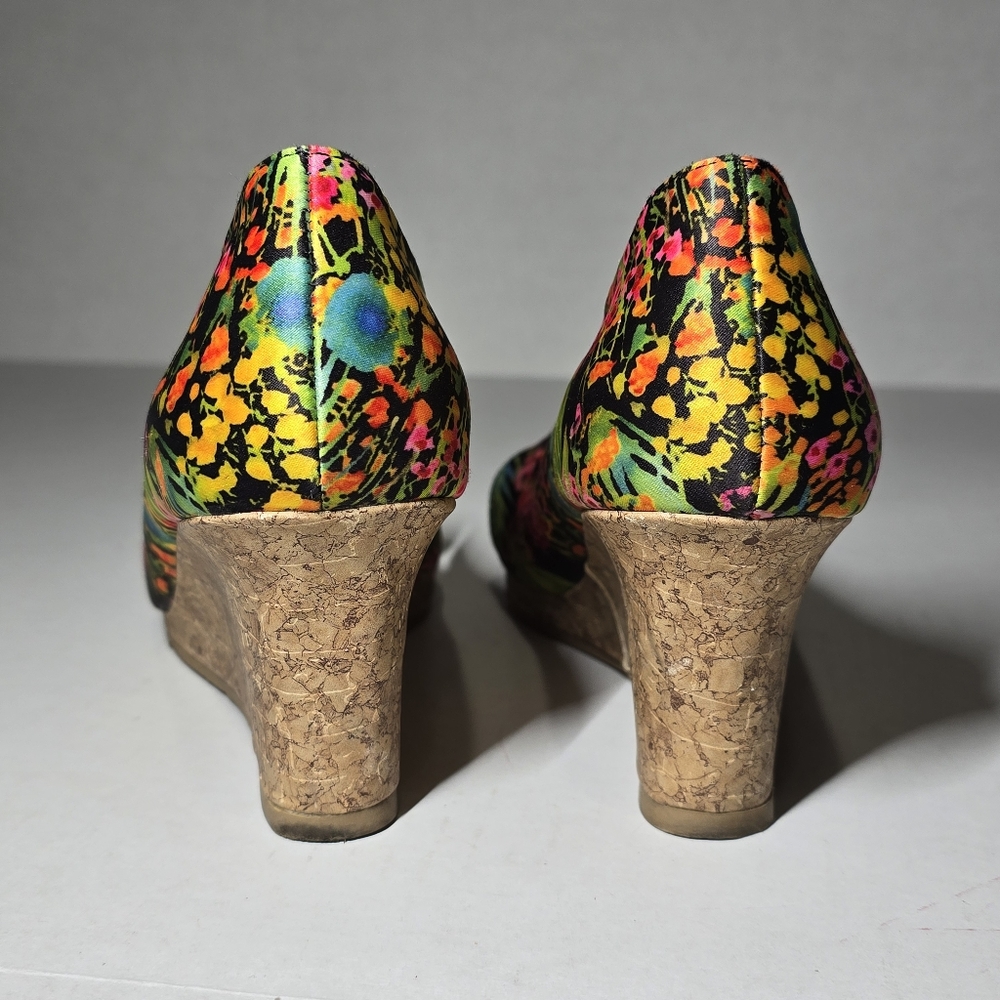 7.5 Dexflex Comfort Floral Wedge Peep-Toe Women's Shoes In Excellent Condition - Picture 6 of 9